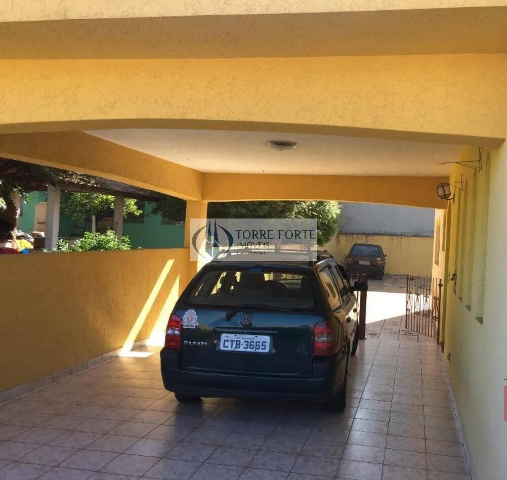 Imagem Casa com 3 dormitorios 1 suite 12 vagas de garagem na Vila Ema.