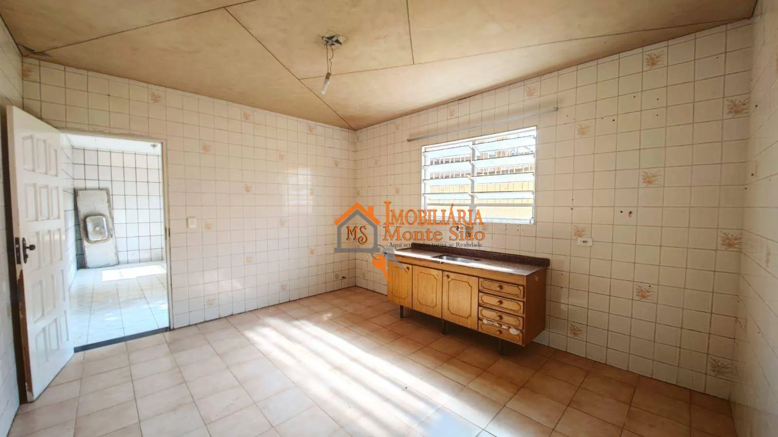 Imagem Sobrado com 3 dormitórios à venda, 200 m² por R$ 405.000,00 - Jardim Santa Lídia - Guarulhos/SP