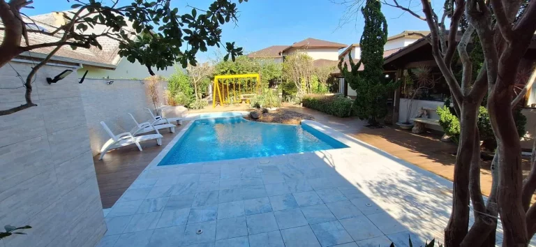 Imagem IMOVEL ESPETACULAR EM CONDOMINIO FECHADO COM TODA SEGURANÇA