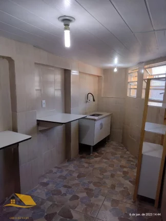 Imagem Vendo casa com 2 quartos no centro da Chácara do Paraíso