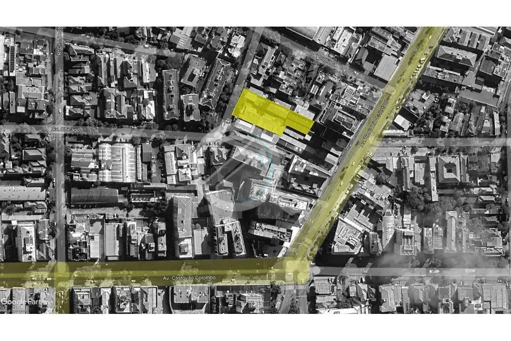 Imagem Terreno limpo, plano em excelente localização. Medindo 30,00 x 64,84 (média), com índice constru...