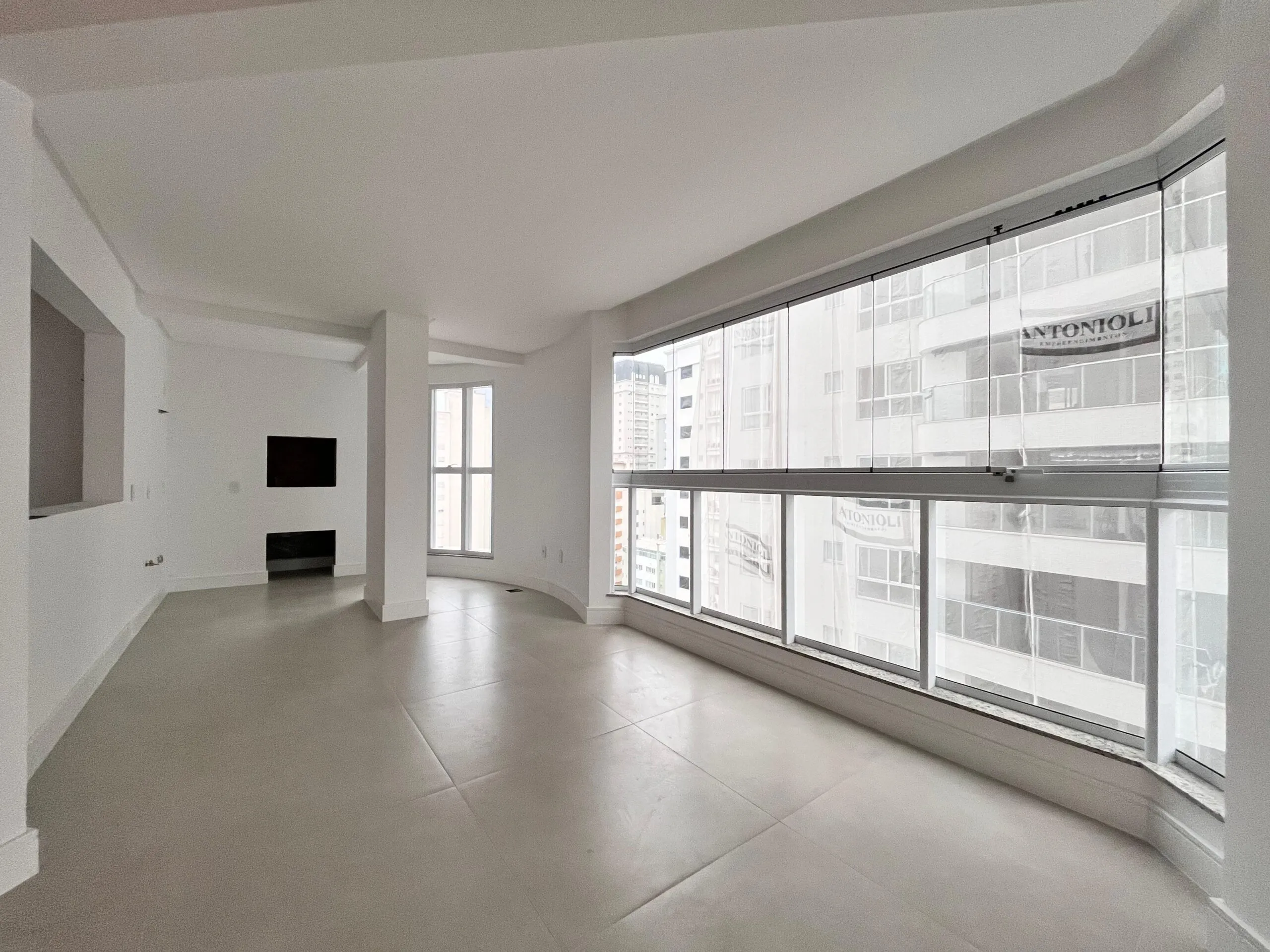 Imagem Apartamento à venda com 147m2 por R$ 1.900.000,00