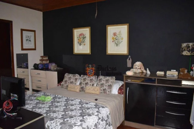 Imagem Casa com 4 dormitórios à venda, 222 m² por R$ 960.000 - Vila Abernéssia - Campos do Jordão/SP