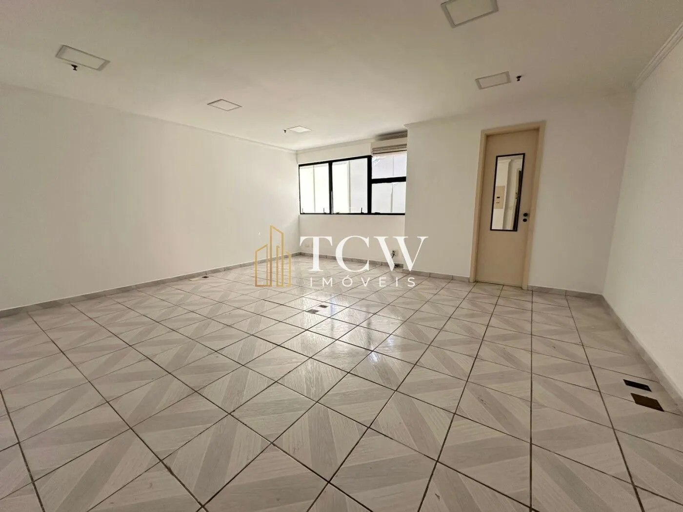 Foto do imóvel Conjunto Comercial para Locação | 37 m² | Moema, São Paulo/SP