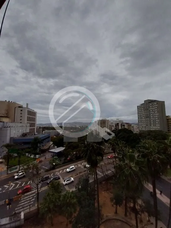Imagem Apartamento de um dormitório em frente a Santa Casa. Excelente localização, com vista incrível e...