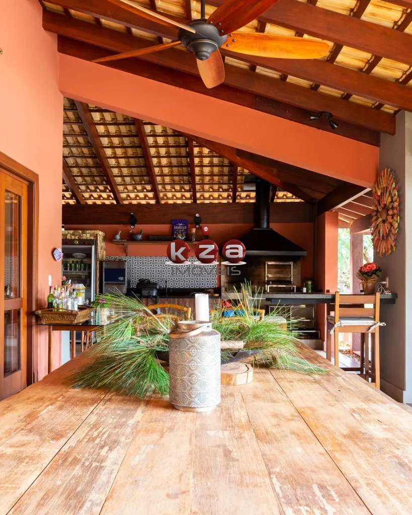Imagem Imperdível casa de luxo à venda em Avaré-SP, Parque São Jorge: 4 quartos, 4 suítes, 4 salas, 6 banheiros, 20 vagas, 830m²!