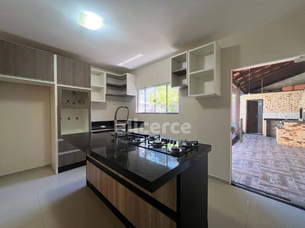Imagem Casa à venda com 3 quartos 1 suíte, 210m² em Potecas São José