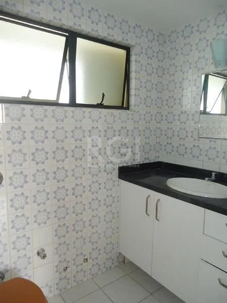 Imagem Apartamento para Venda - 80m², 2 dormitórios, 1 vaga - Cristo Redentor