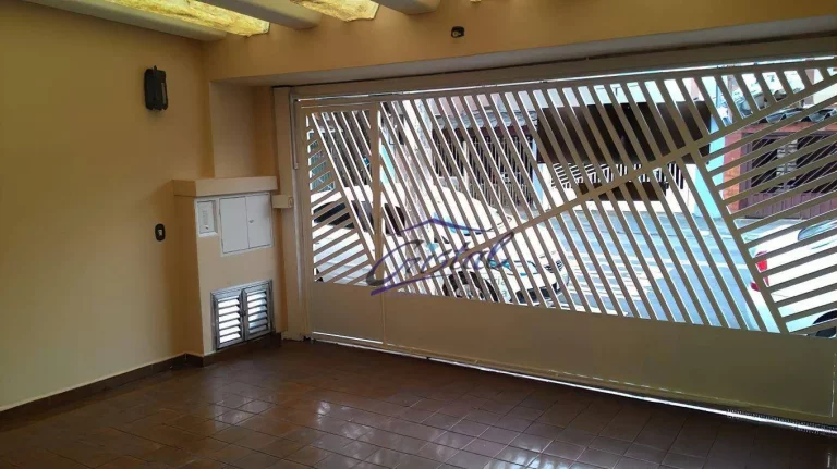 Imagem Sobrado com 4 dormitórios ótima localização