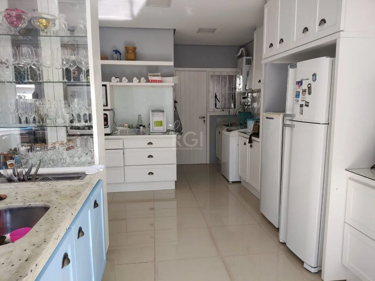 Imagem Casa Condominio para Venda - 164.15m², 3 dormitórios, sendo 1 suites, 2 vagas - Sarandí