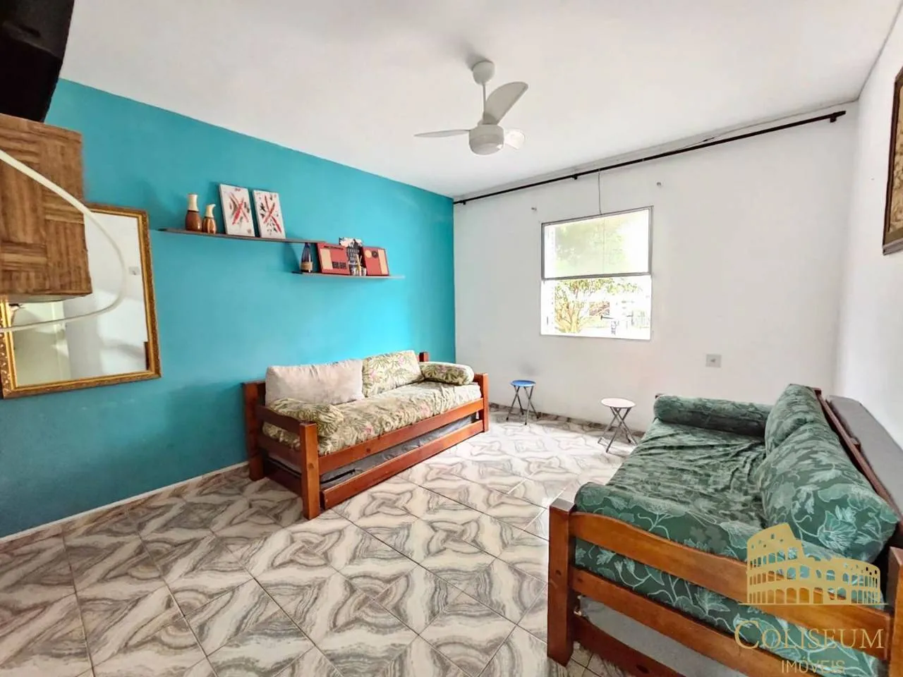 Imagem Kitnet com 1 dormitório para alugar, 32 m² por R$ 1.600,00/mês - Boqueirão - Praia Grande/SP