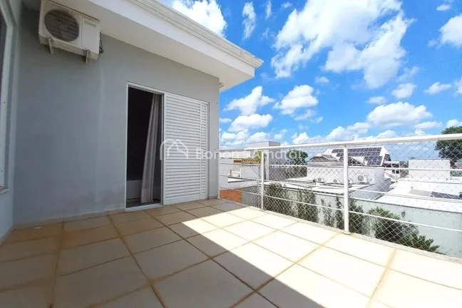 Imagem Casa espaçosa para locação no Swiss Park com 247 m² e excelente distribuição dos ambientes

Es...