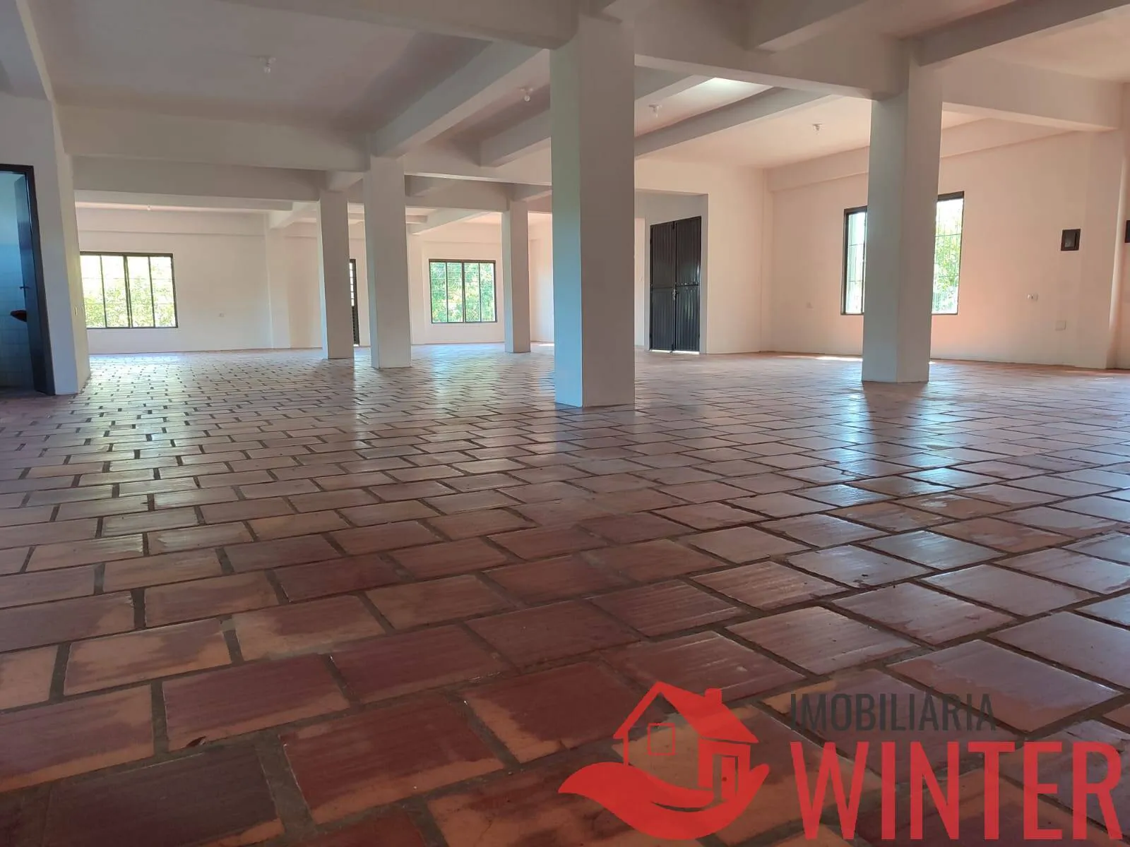 Imagem Sala comercial de 320,00m² no bairro Vila Rica, Feliz.