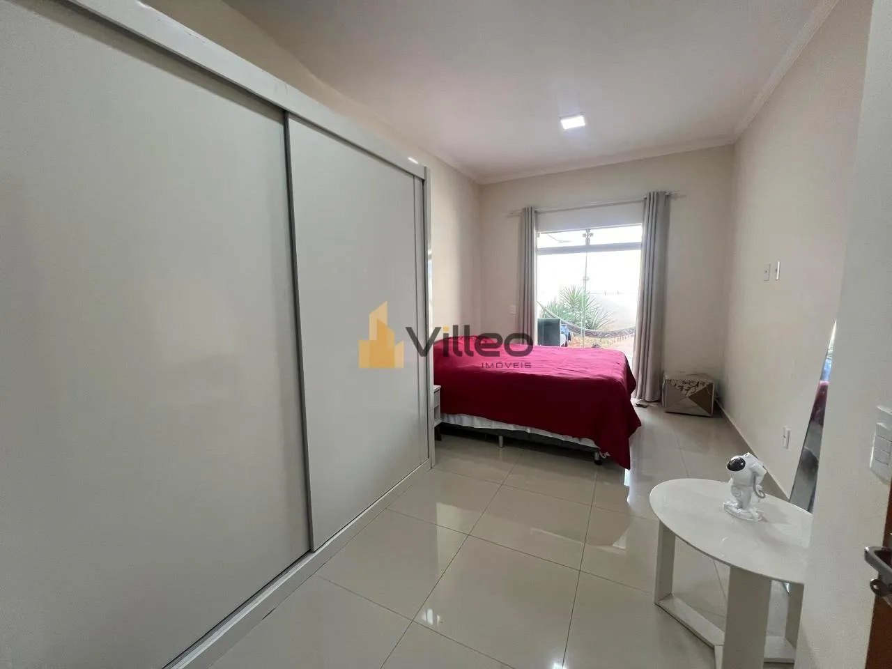 Imagem Esta casa no CondomínioHelena Maria, próximo à Avenida Elias Maluf, oferece um ambiente confortá...