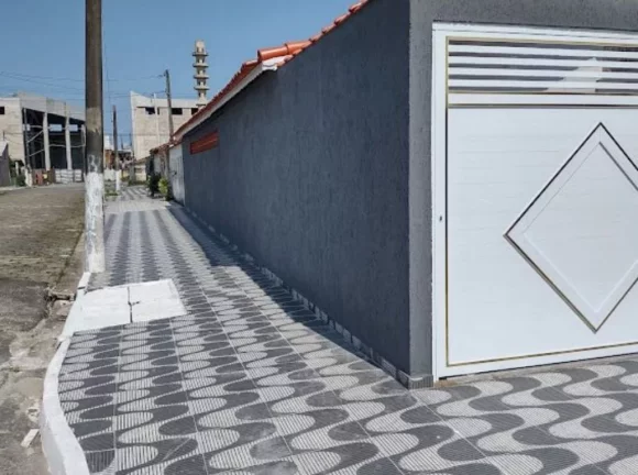 Imagem EXCELENTE CASA NO MARACANÃ COM 2 SUÍTES E 2 VAGAS!!!