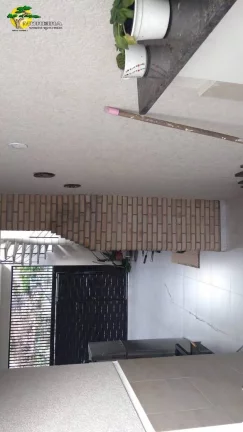 Imagem LINDO SOBRADO COM FINO ACABAMENTO NO LAUZANE