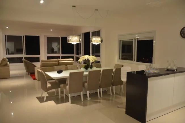 Imagem Apartamento 4 Dormitórios - Bairro Navegantes