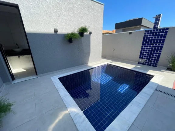Imagem Casa com 3 Suítes e Piscina - Santana de Parnaíba/SP