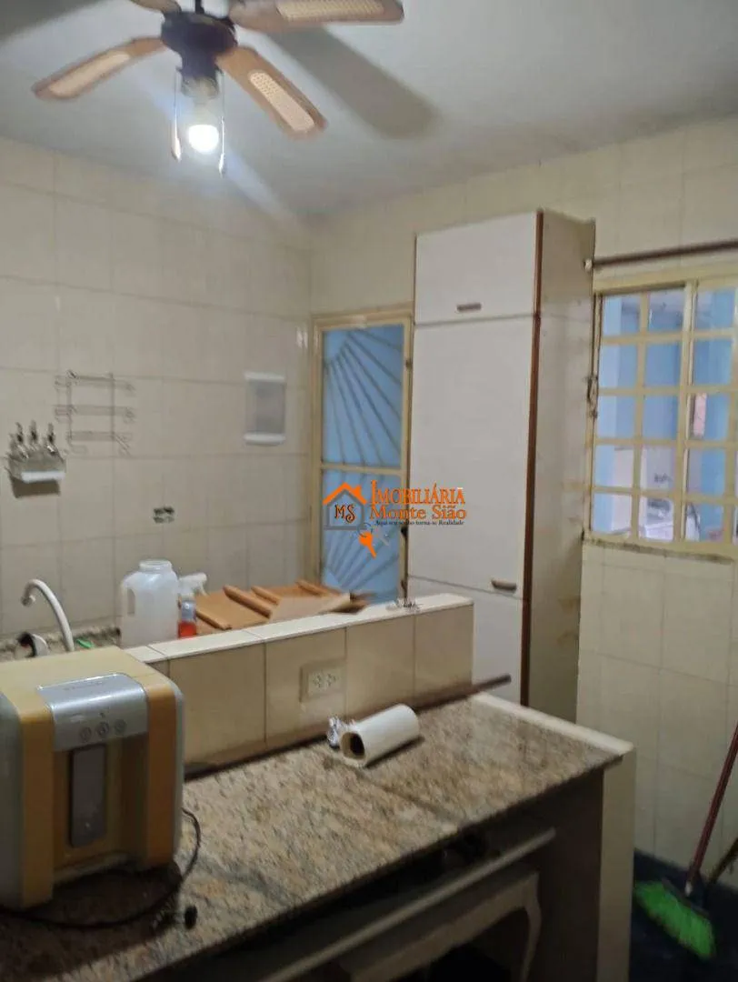 Imagem Sobrado com 4 dormitórios à venda, 196 m² por R$ 950.000,00 - Jardim Las Vegas - Guarulhos/SP