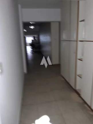 Imagem Sala Comercial Centro de Santos - Ampla - 06 vagas de garagem demarcada
