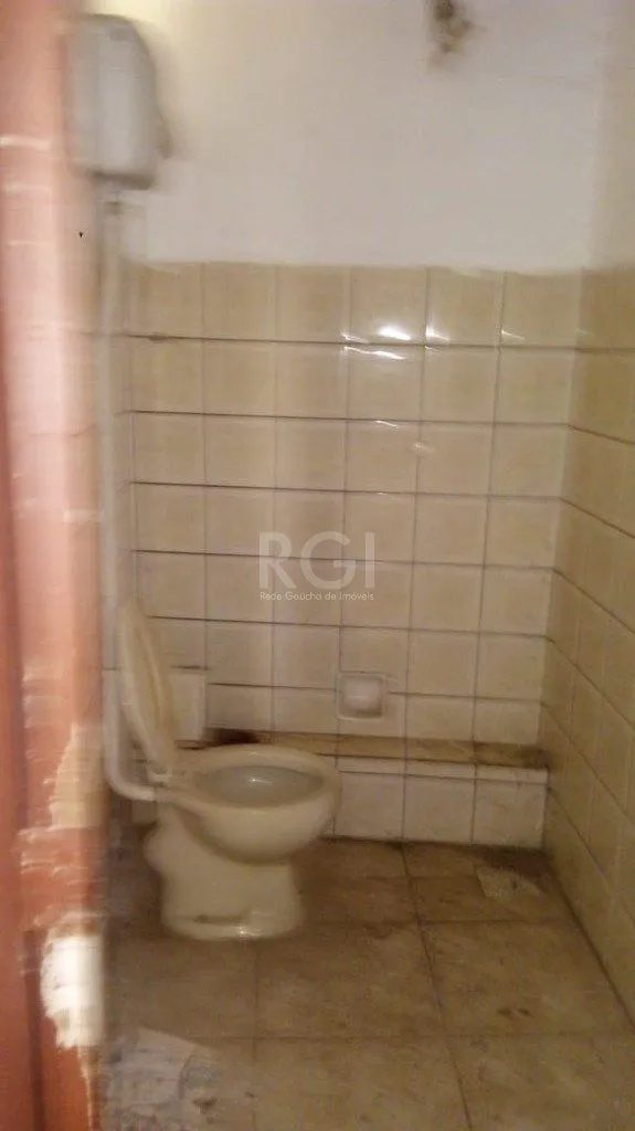 Imagem Casa para Venda - 244m², 2 dormitórios, 4 vagas - Teresópolis