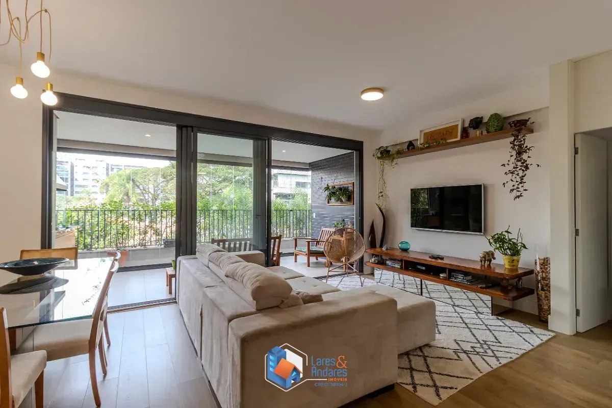 Foto do imóvel Apartamento para venda em Campo Belo com 3 quartos, sendo 3 suítes, 138m² em Rua Comendador Eduardo Saccab