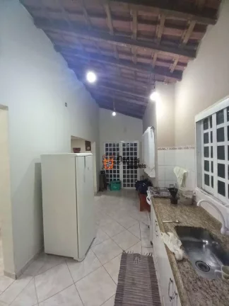 Imagem Chácara com 2 dormitórios à venda, 3000 m² por R$ 560.000,00 - Piracaia - Piracaia/SP