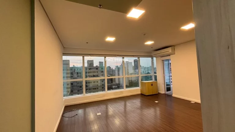 Imagem Sala Comercial à Venda ou Locação em São Paulo-SP, Consolação: 1 Quarto, 1 Sala, 1 Banheiro, 1 Vaga - 31m²