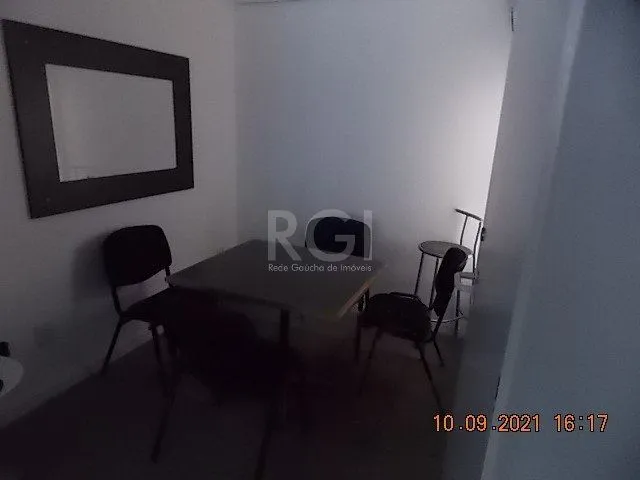 Imagem Predio para Venda - 170m², 0 dormitórios, Petrópolis, Porto Alegre