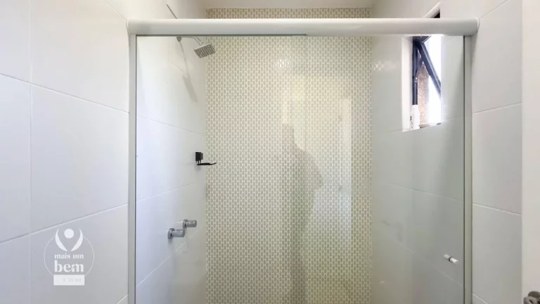 Imagem Sobrado com 316 m² - 5 Quartos - 4 Suítes, 1 Lareira, 1 Churrasqueira – 4 vagas, à venda por R$ 1.737.000 - Campo Comprido - Curitiba/PR