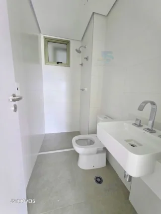 Imagem VENDE APTO ALTO PADRÃO FRENTE AO MAR - BERTIOGA - SP.