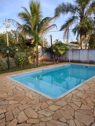 Imagem A Chácara tem 1000m2de terreno, casa com 3 dormitórios, sala ampla, cozinha, até gourmet e uma á...