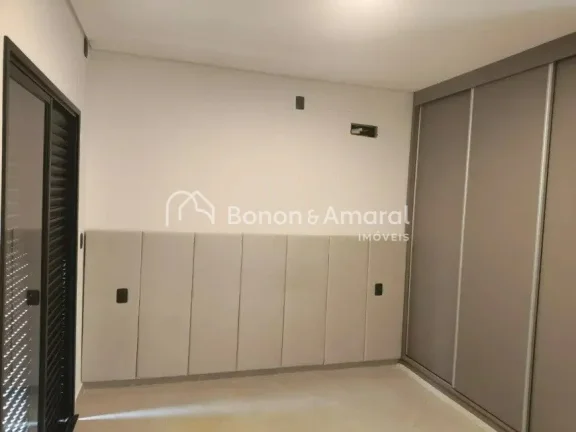 Imagem Sobrado em condomínio tranquilo com 2 suítes com armários e varanda , box no banheiros , sala par...