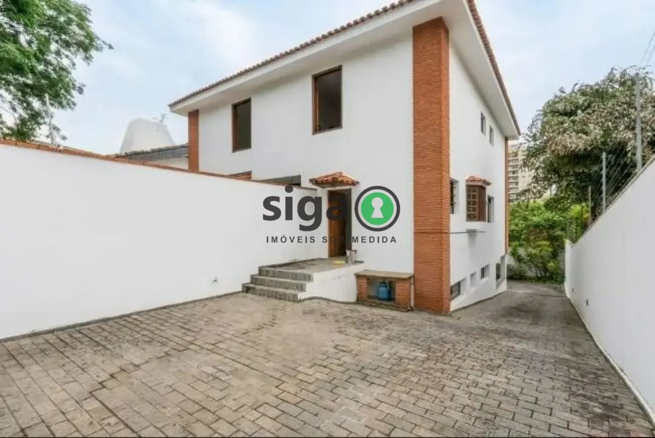 Imagem Casa Alto Padrão no Real Parque de 4 Quartos com 8 Vagas - 450m² à Venda.