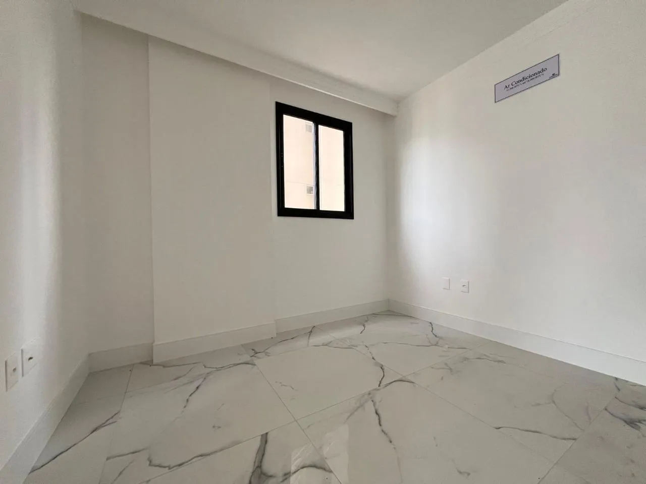 Imagem Apartamento à venda com 117m2 por R$ 1.860.000,00