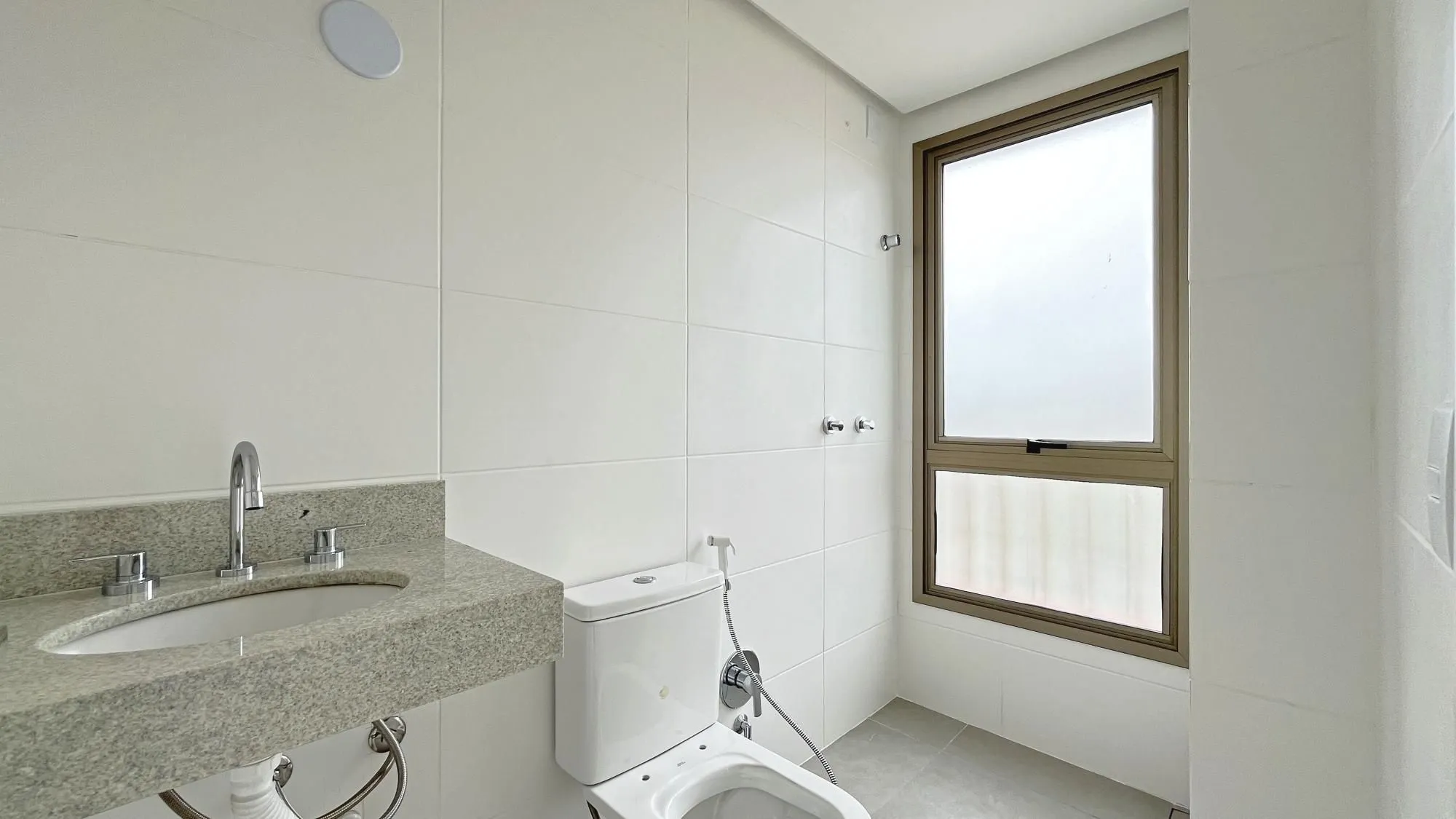 Imagem apartamento - 2 dorms - 2 vagas - 88 m² - Menino Deus