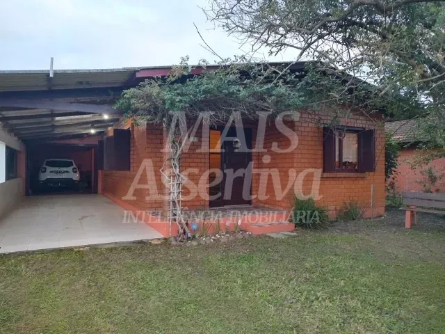 Foto do imóvel Ótima casa à venda em Arroio do Sal - Mobiliada, 3 dormitórios