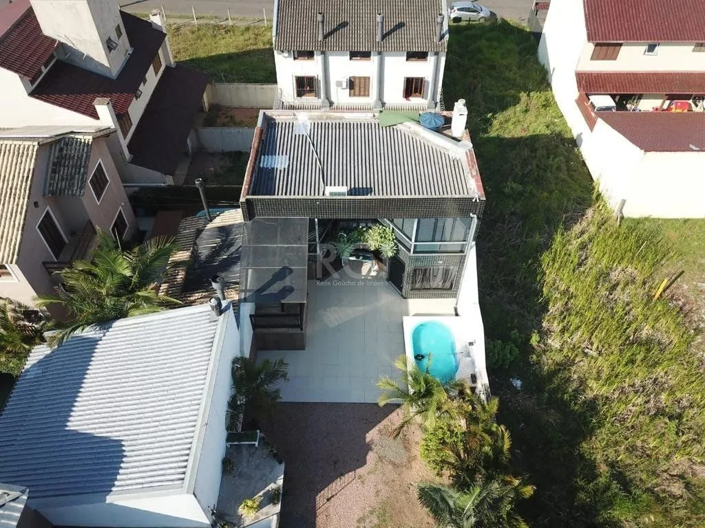 Imagem Casa Comercial em Hípica