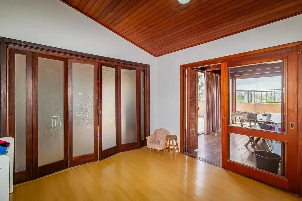 Imagem Cobertura 251m², 3 dormitórios, 2 vagas no bairro Teresópolis