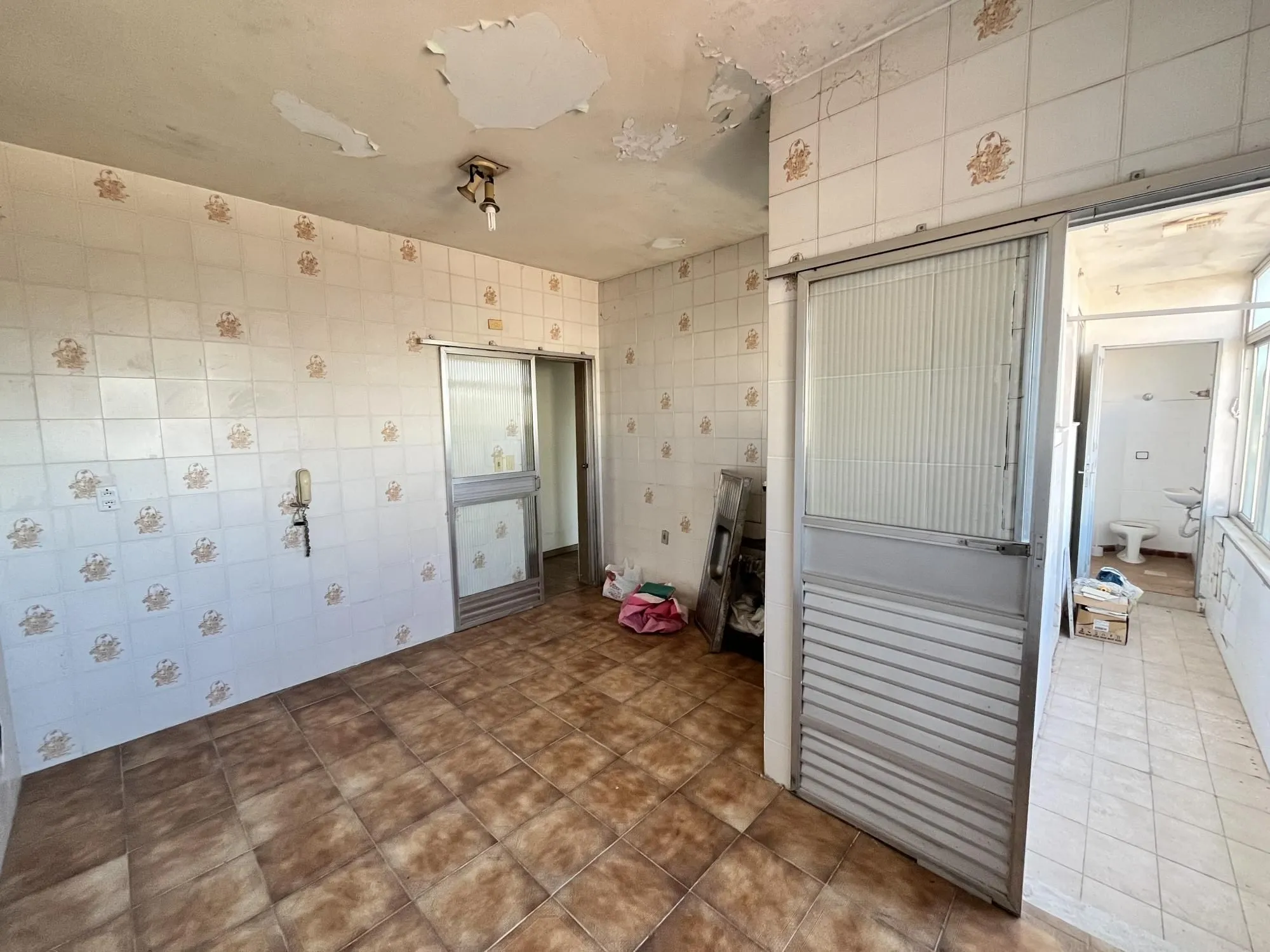 Imagem Apartamento com 3 dormitórios na Luiz Afonso, bairro Cidade Baixa - Porto Alegre