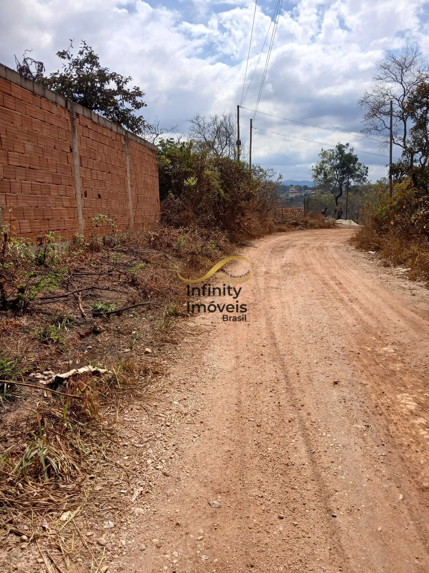 Imagem TERRENO PARA SÍTIO OU MORADIA EM JUATUBA