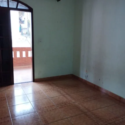 Imagem Sobrado à venda em Cotia-SP - Parque Isaac Pires: 2 quartos, 2 banheiros, 3 vagas, 100m² área. Aproveite!