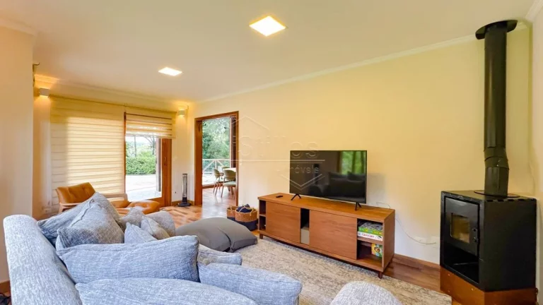 Imagem Casa de Condomínio em Campos do Jordão