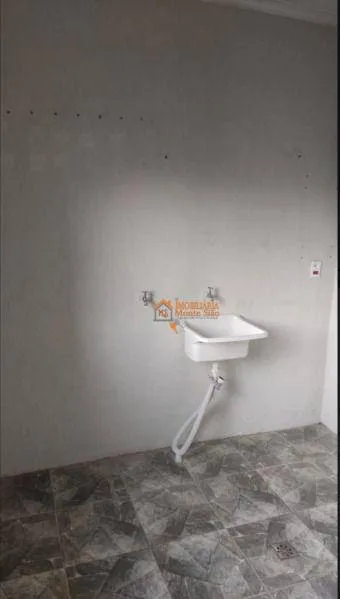 Imagem Sobrado com 4 dormitórios à venda, 191 m² por R$ 639.000,00 - Vila Nova Bonsucesso - Guarulhos/SP
