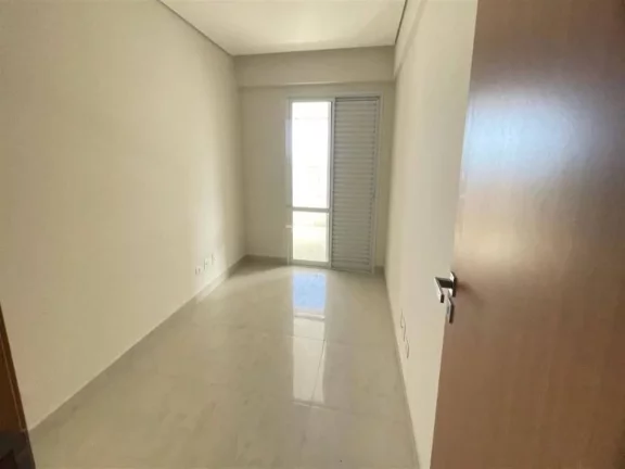 Imagem Apartamento com 2 dormitórios à venda, 90 m² por R$ 750.000 - Caiçara - Praia Grande/SP