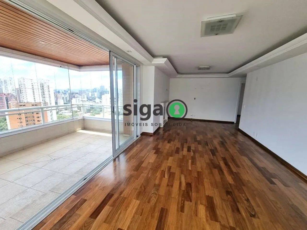 Imagem Apartamento no Brooklin | 205 m² - 3 Suítes - Andar Alto - Hall Privativo