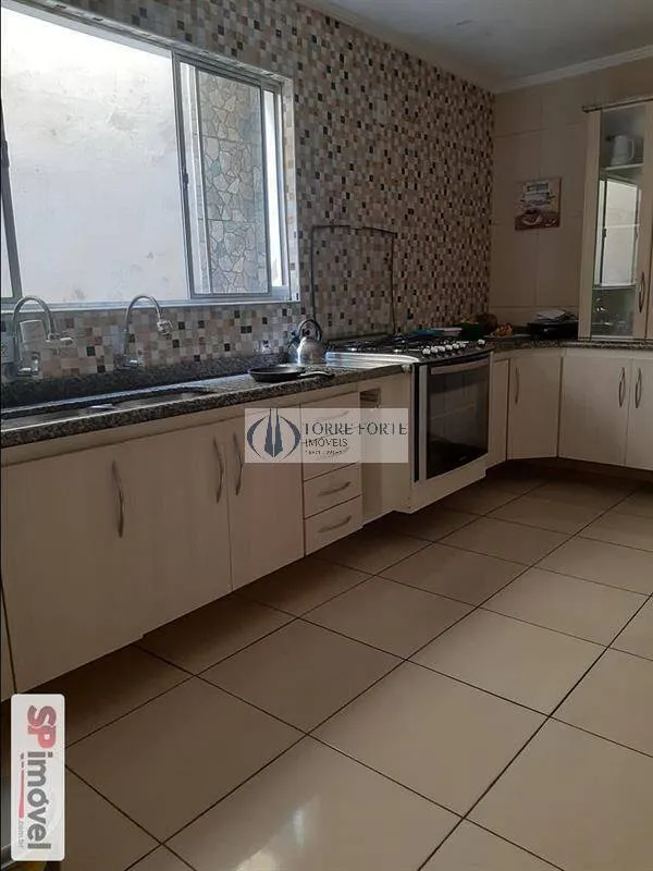 Imagem Sobrado com 3 dormitorios 3 suites 3 vagas de garagem no Jardim Imperador.