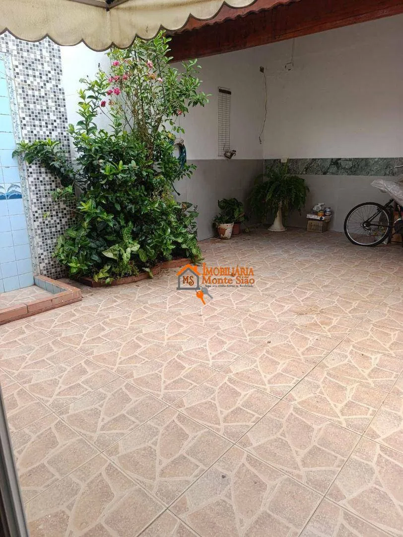 Imagem Casa com 3 dormitórios para alugar, 90 m² por R$ 5.600,00/mês - Vila Bremen - Guarulhos/SP