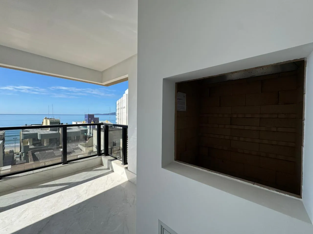 Imagem Apartamento com vista para o mar à venda com 210m2 por R$ 4.200.000,00