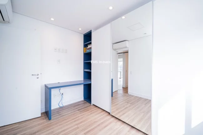 Imagem Apartamento à venda no Brooklin com 2 quartos, 1 suíte, 1 sala, 2 banheiros, 1 vaga e 74m²!